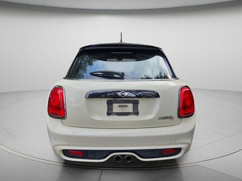 Used 2018 MINI Cooper S FWD image 5
