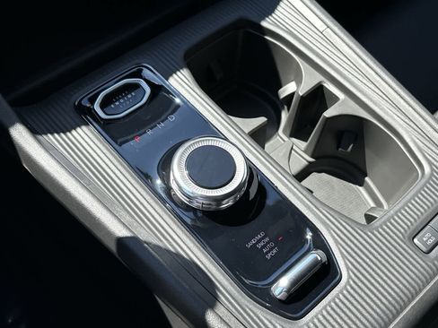 New 2026 Jeep Cherokee Overland image 27