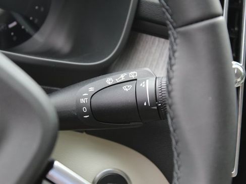 New 2026 Volvo XC40 B5 Ultra w/ Protection Package Premier image 20