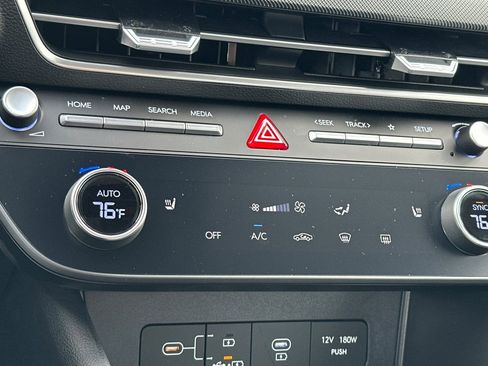 New 2025 Hyundai Sonata SEL image 18