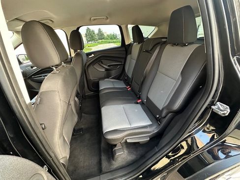 Used 2017 Ford Escape SE w/ Equipment Group 201A image 24