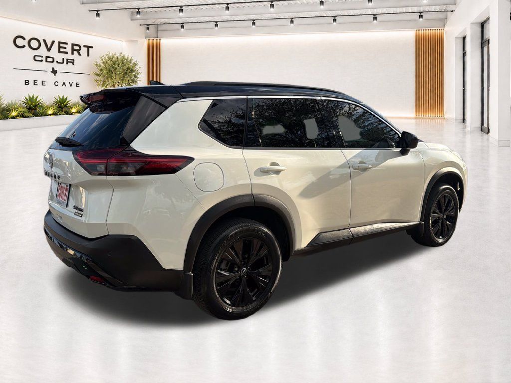 Used 2023 Nissan Rogue SV w/ SV Premium B Package AWD/4WD image 9