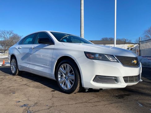 Used 2017 Chevrolet Impala LS image 27