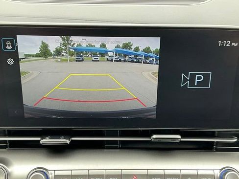 Used 2024 Hyundai Kona SEL FWD image 11