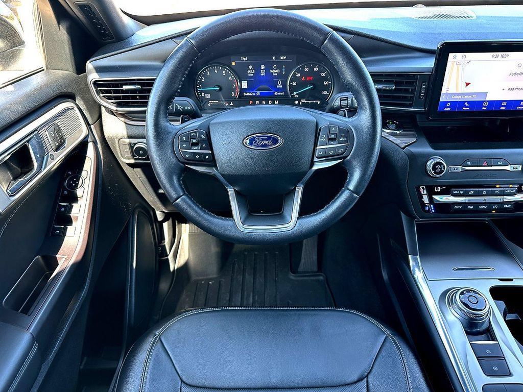 Used 2020 Ford Explorer Limited RWD image 23