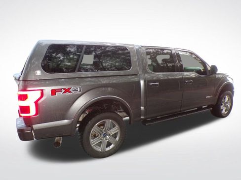 Used 2018 Ford F150 Lariat w/ Equipment Group 502A Luxury AWD/4WD image 7