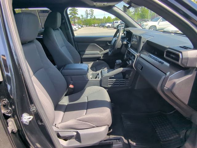 Used 2024 Toyota Tacoma SR5 RWD image 39