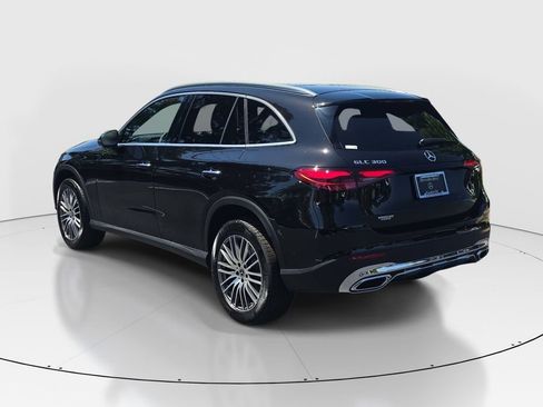 New 2026 Mercedes-Benz GLC 300 image 4