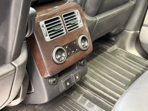 Used 2019 Land Rover Range Rover HSE AWD/4WD image 18