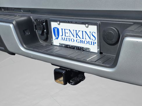 Used 2019 Chevrolet Colorado LT image 17