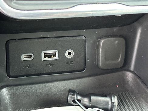 Used 2021 GMC Terrain SLE w/ Driver Convenience Package image 32