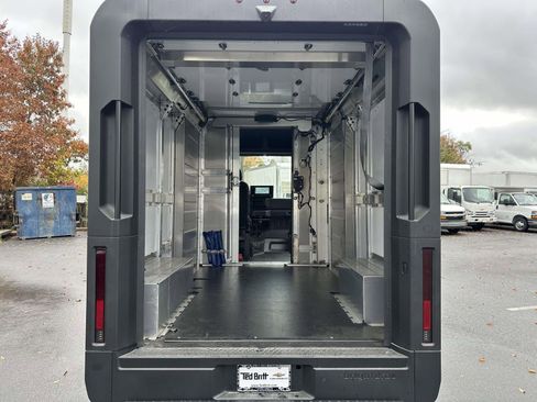 New 2026 Chevrolet Brightdrop 400 w/ Battery Pack, Max Range image 24