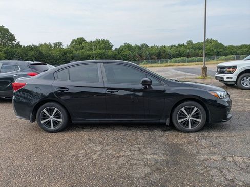 Used 2019 Subaru Impreza 2.0i Premium AWD/4WD image 4