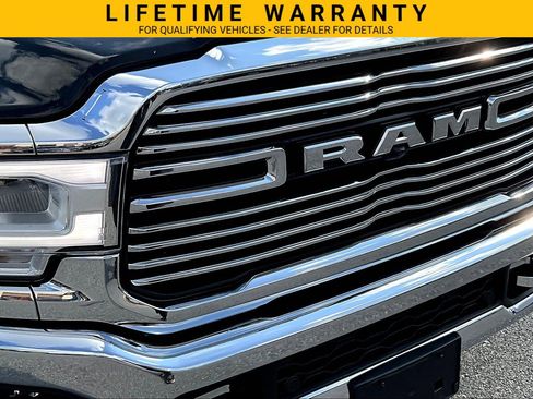 Used 2022 RAM 3500 Laramie AWD/4WD image 32
