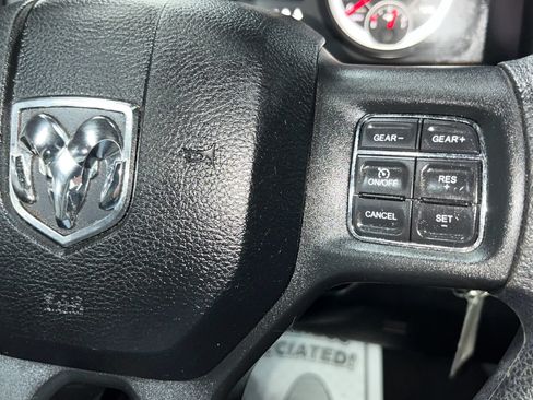 Used 2017 RAM 1500 Express w/ Black Ram 1500 Express Group AWD/4WD image 36
