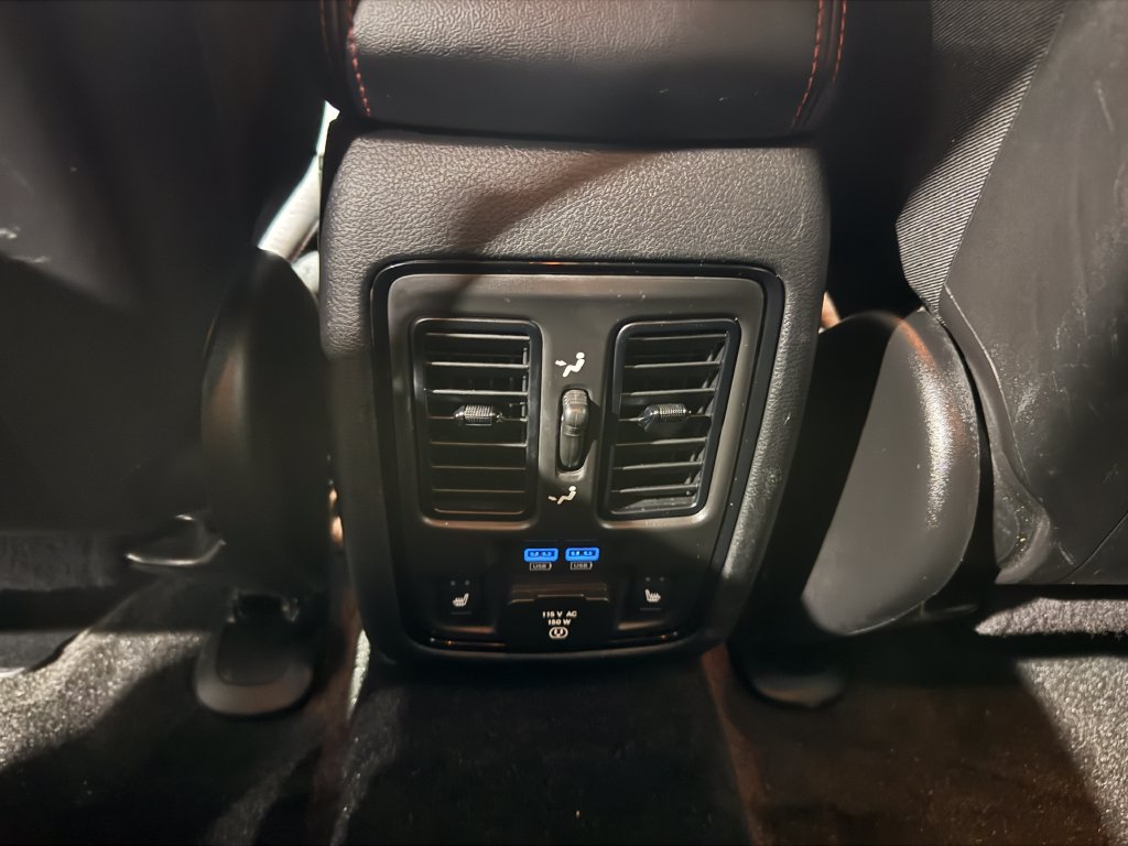 Used 2022 Dodge Durango R/T w/ Blacktop Package AWD/4WD image 39
