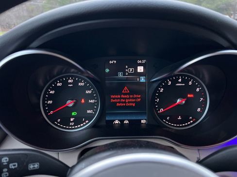 Used 2021 Mercedes-Benz GLC 300 4MATIC image 10