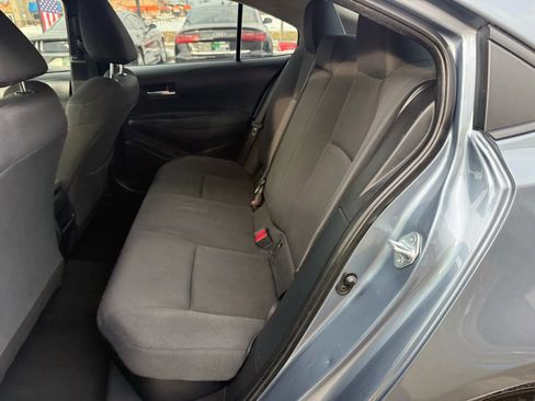 Used 2021 Toyota Corolla LE image 20