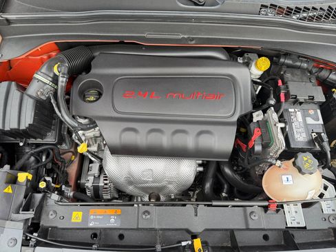 Used 2017 Jeep Renegade Altitude w/ Safety & Security Group image 34