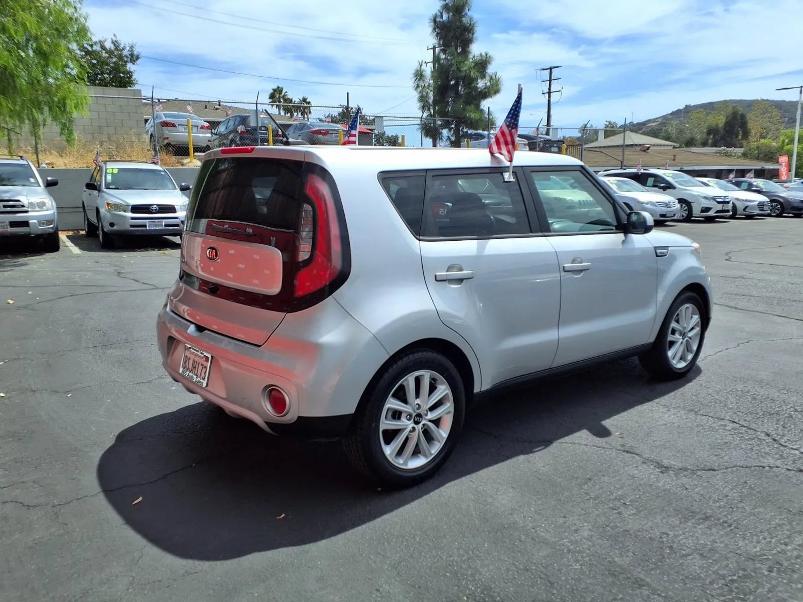 Used 2019 Kia Soul + FWD image 6