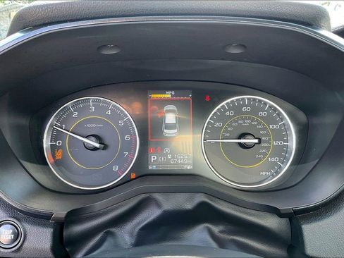 Used 2021 Subaru Crosstrek 2.5i Sport w/ Moonroof Package AWD/4WD image 29