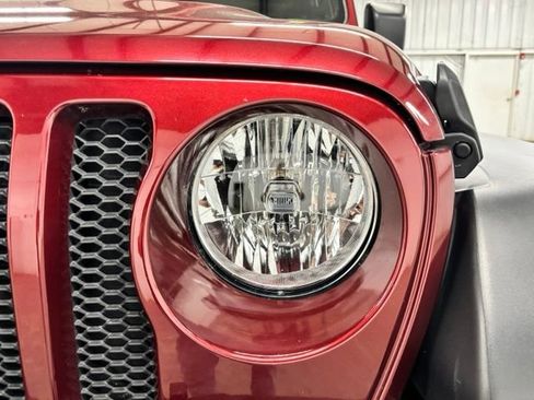Used 2022 Jeep Wrangler Unlimited Sport AWD/4WD image 10