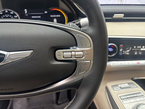 Used 2023 Genesis GV70 2.5T w/ Select Package image 18