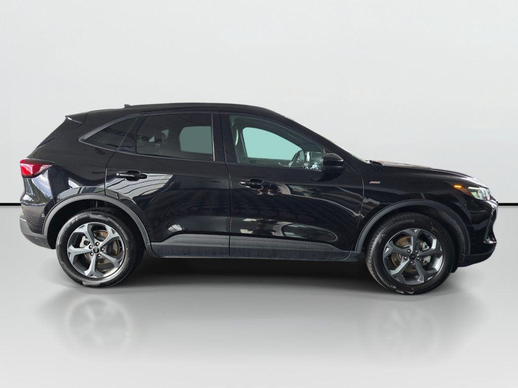 Used 2025 Ford Escape ST-Line Select AWD/4WD image 6