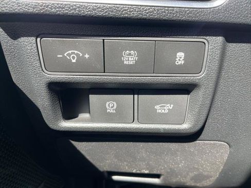 Used 2025 Hyundai Sonata Limited image 9