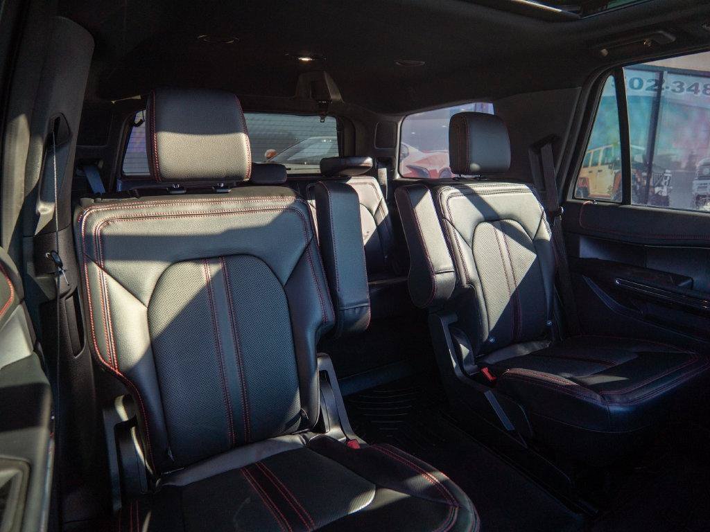 Used 2021 Ford Expedition Limited AWD/4WD image 41