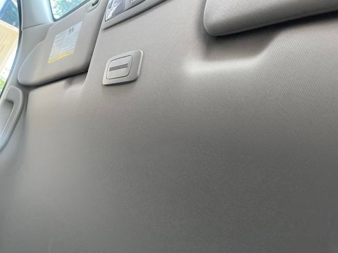 Used 2022 Nissan Frontier S w/ Technology Package RWD image 20