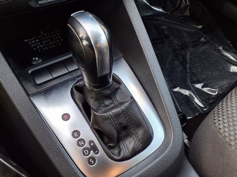 Used 2013 Volkswagen Jetta Sedan image 16