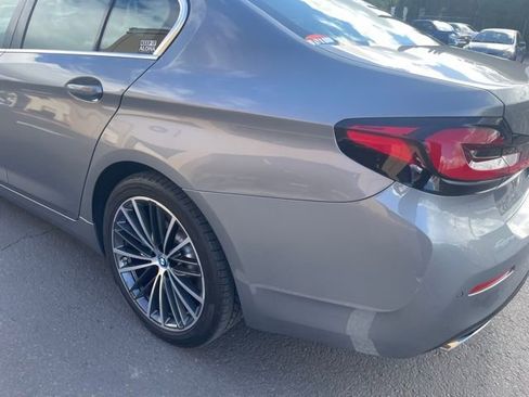 Used 2023 BMW 530e w/ Executive Package image 5