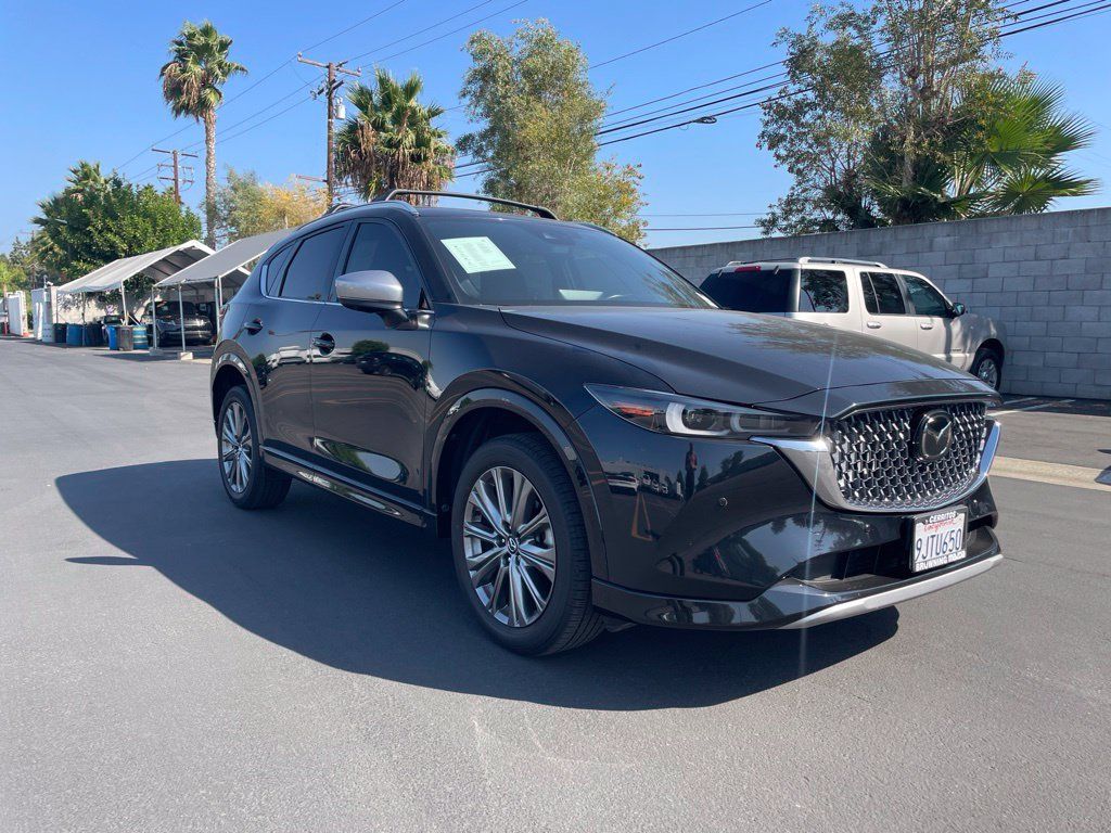 Certified 2024 MAZDA CX-5 Signature AWD/4WD image 1