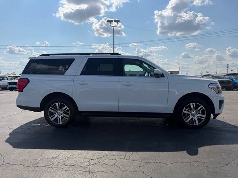 Used 2024 Ford Expedition Max XLT AWD/4WD image 11