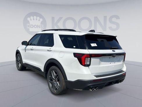 New 2026 Ford Explorer ST image 4