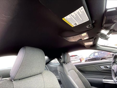 Used 2024 Ford Mustang EcoBoost image 12