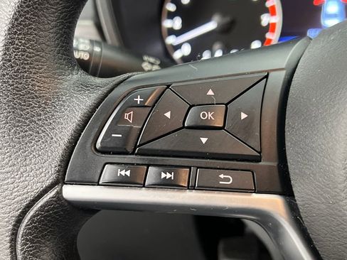 Used 2024 Nissan Altima 2.5 SV image 36