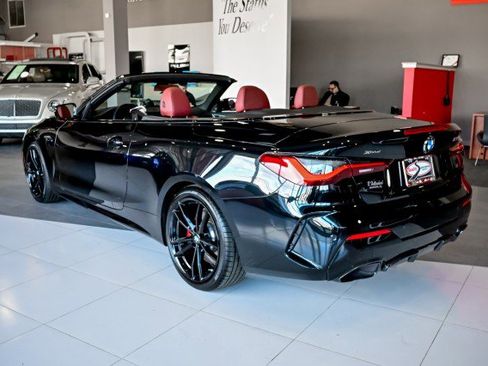 Used 2023 BMW 440i xDrive Convertible w/ M Carbon Exterior Package image 8