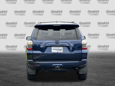 Used 2022 Toyota 4Runner SR5 Premium image 6