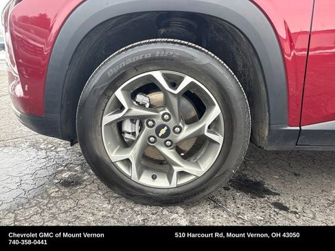 Used 2024 Chevrolet Trax LT w/ LT Convenience Package image 23