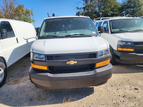 New 2025 Chevrolet Express 2500 w/ Driver Convenience Package image 2