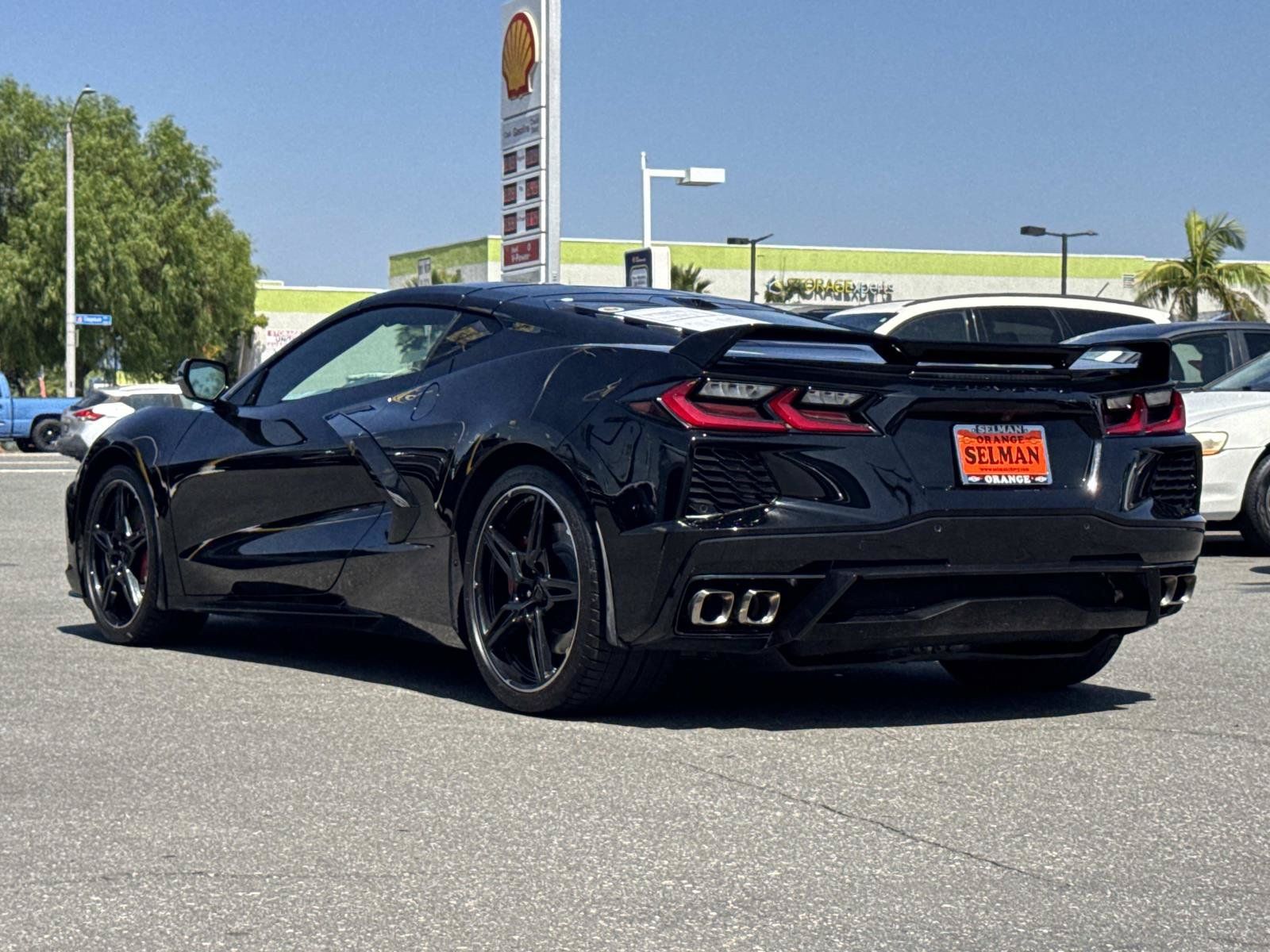 Used 2023 Chevrolet Corvette Stingray Preferred Cpe w/ Z51 Performance Package RWD image 7