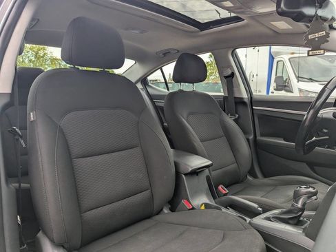 Used 2019 Hyundai Elantra Value Edition w/ Cargo Package FWD image 11