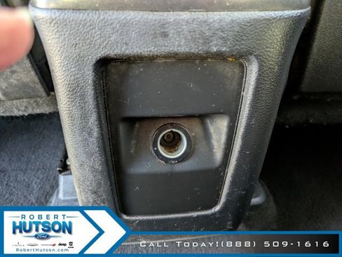 Used 2020 Dodge Journey SE w/ SE Popular Equipment Group image 13