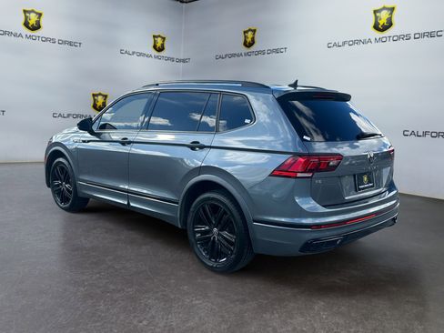 Used 2022 Volkswagen Tiguan SE R-Line image 3