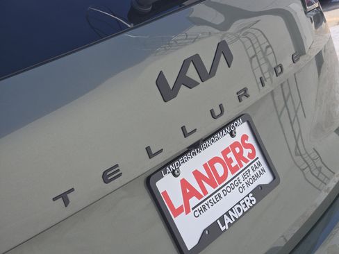 Used 2025 Kia Telluride SX Prestige X-Line image 12