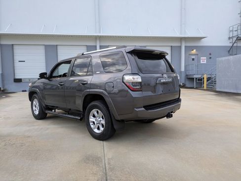 Used 2021 Toyota 4Runner SR5 Premium image 7