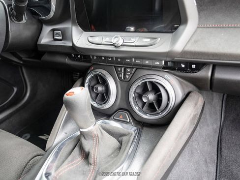 Used 2019 Chevrolet Camaro ZL1 RWD image 82
