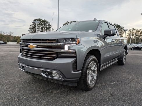 Used 2021 Chevrolet Silverado 1500 High Country w/ Technology Package image 8